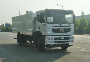 程力威牌CLW5180TXCHL6型吸尘车